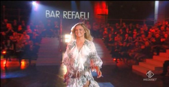 Bar Refaeli al Chiambretti Sunday Show