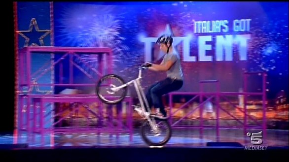 Bonetti, Previtali, Monaci i bikers di Italia\'s got talent