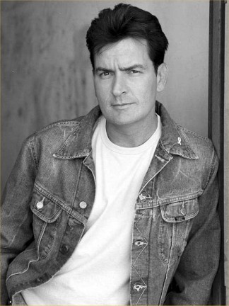 Charlie Sheen, protagonista di Due uomini e mezzo