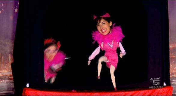 Chiara e Viola, ballerine-mimo ad Italia s got talent 2012