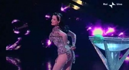 Dita Von Teese al Festival di Sanremo 2010