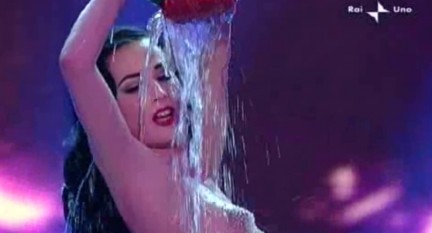 Dita Von Teese al Festival di Sanremo 2010