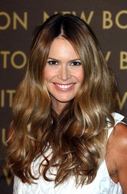 Elle MacPherson conduce Fashion Star su Real Time