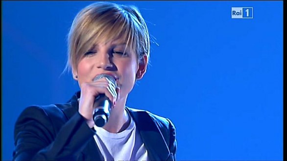 Emma Marrone a Ti lascio una canzone del 26 novembre 2011