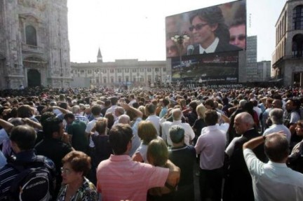 Fiorello ai funerali di Mike Bongiorno