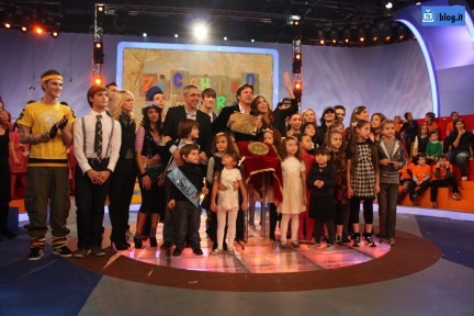 Foto dal dietro le quinte dello Zecchino D'Oro 2009 con Veronica Maya e Paolo Conticini