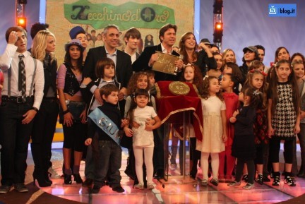 Foto dal dietro le quinte dello Zecchino D'Oro 2009 con Veronica Maya e Paolo Conticini