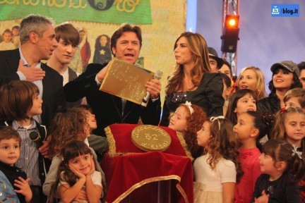 Foto dal dietro le quinte dello Zecchino D'Oro 2009 con Veronica Maya e Paolo Conticini