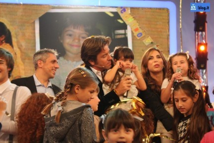 Foto dal dietro le quinte dello Zecchino D'Oro 2009 con Veronica Maya e Paolo Conticini