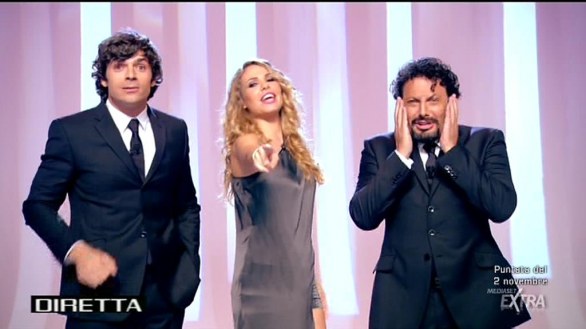 Foto de Le Iene show con Ilary Blasi, Luca Argentero e Brignano