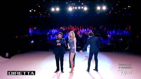 Foto de Le Iene show con Ilary Blasi, Luca Argentero e Brignano