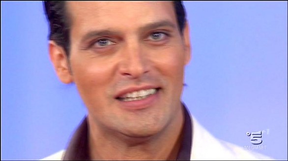 Gabriel Garko a C\'è posta per te del 17 settembre 2011