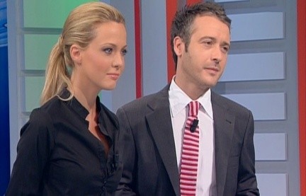 Foto di Georgia Luzi la conduttrice di Uno mattina estate 2010 su Raiuno con Pierluigi Diaco