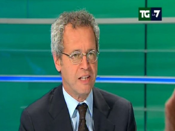 Fini intervistato al Tg La7