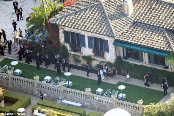 Il matrimonio di Kim Kardashian e Kris Humphries (foto spia del Daily Mirror)