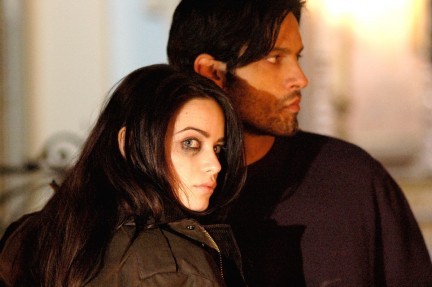 Cosima Coppola (Matilde Visciano) e Gabriel Garko (Padre Francesco) 