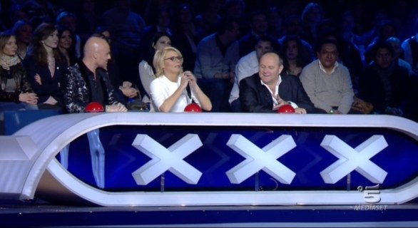 Italia s got talent 2012, prima semifinale del 25 febbraio