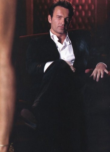 Julian McMahon 10