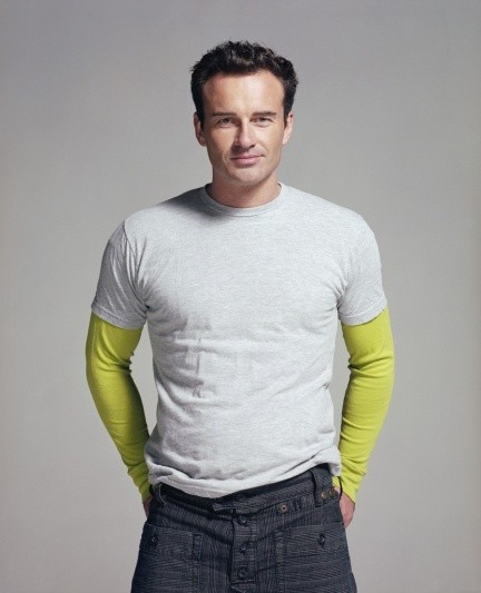 Julian McMahon 5