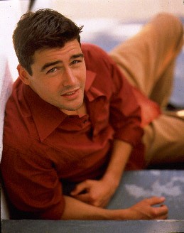 Kyle Chandler