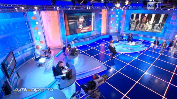 La vita in diretta 2013-14, prima puntata