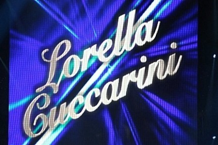 Lorella Cuccarini ospite alla festa finale di Ti lascio una canzone