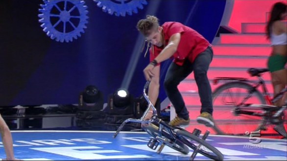 Luca Contoli biker freestyle a Italia's got talent