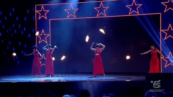 Lumen Invoco, acrobate ad Italia s got talent 2013