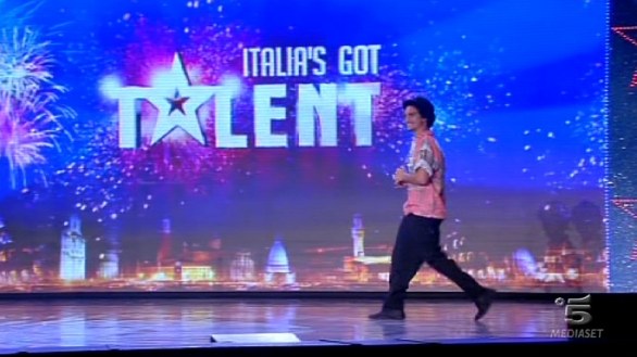 Manuel Tatasciore, disegnatore ad Italia s got talent