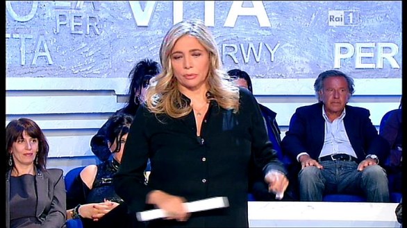 Mara Venier piange per Lamberto Sposini a La Vita in Diretta