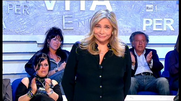 Mara Venier piange per Lamberto Sposini a La Vita in Diretta