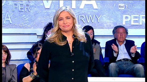 Mara Venier piange per Lamberto Sposini a La Vita in Diretta