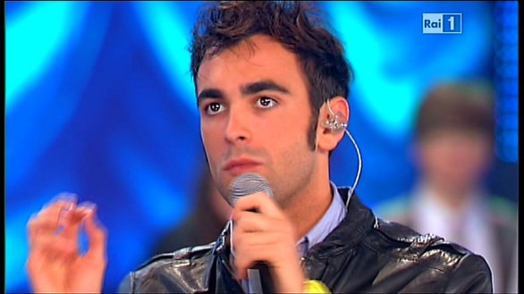 Marco Mengoni a Ti lascio una canzone