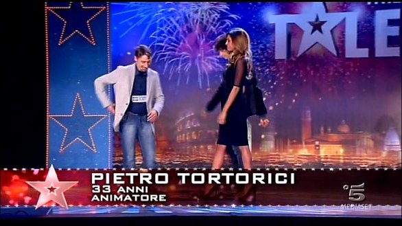 Pietro Tortorici l\'escapologo di Italia\'s got talent