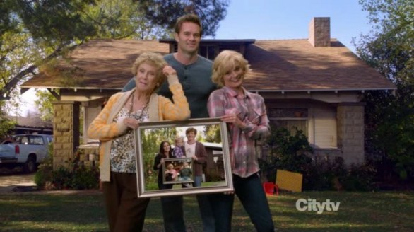 Raising Hope copia Modern Family