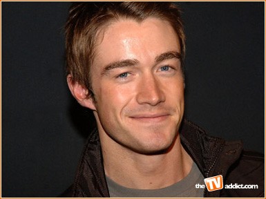 Robert Buckley, nel cast di One Tree Hill 7