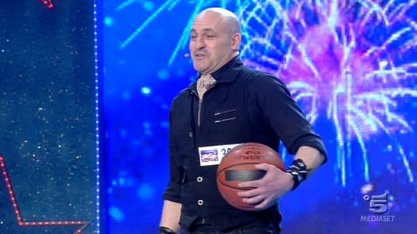 Rudi Macaggi, giocoliere ad Italia s got talent