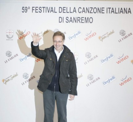 La conferenza Stampa di apertura del 59° Festival di Sanremo. Dal Milione di Bonolis a Benigni: i protagonisti aprono le danze