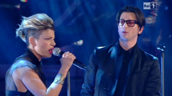 Sanremo 2012 - Emma e Gary Go in Il Paradiso-Is paradise is half as nice