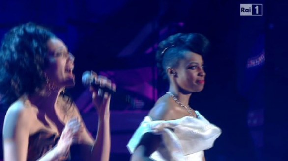 Sanremo 2012 - Nina Zilli e Skye dei Morcheeba in Grande grande grande-Never never never