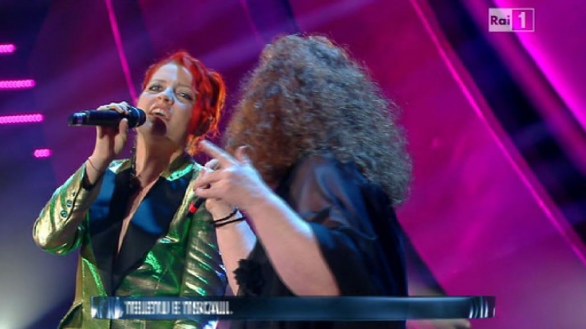 Sanremo 2012 - Noemi con Sarah Jane Morris in Amarsi un po’-To feel in love