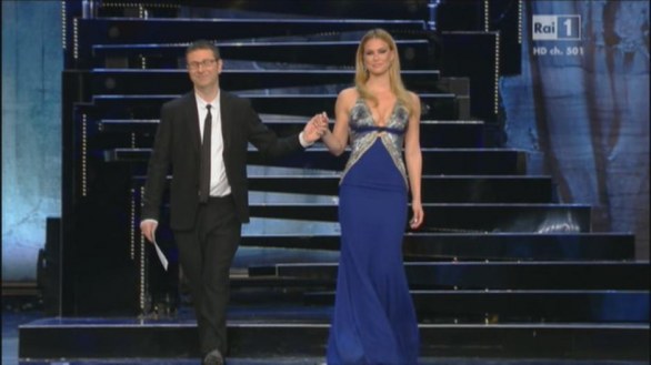 Sanremo 2013, Bar Refaeli bellissima all Ariston