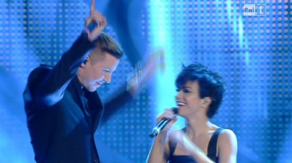 Sanremo - Dolcenera e Professor Green in Vita spericolata - My life is mine