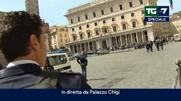 Spari a Palazzo Chigi, le dirette tv