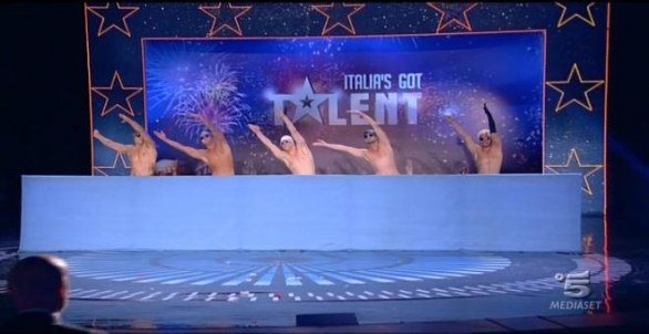 Syncro Beach Boys - gli animatori sincronizzati di Italia's got talent