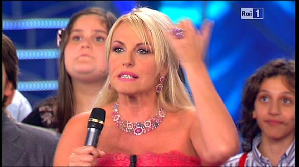 Ti lascio una canzone 24 settembre 2011 con Olivia Newton John