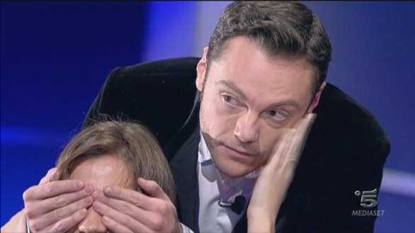 Tiziano Ferro a C\'è Posta per Te 11 novembre 2012