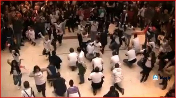 Tutti pazzi per amore 2 - Il flash mob a Roma