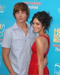 Vanessa Hudgens e Zac Efron, protagonisti di High School Musical 2