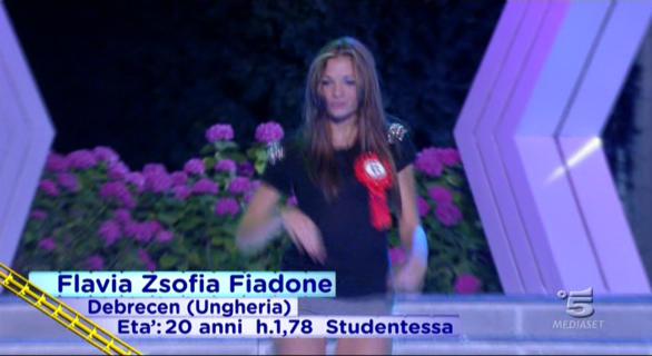 Veline 2012 - Flavia Zsofia Fiadone vince la puntata del 26 luglio